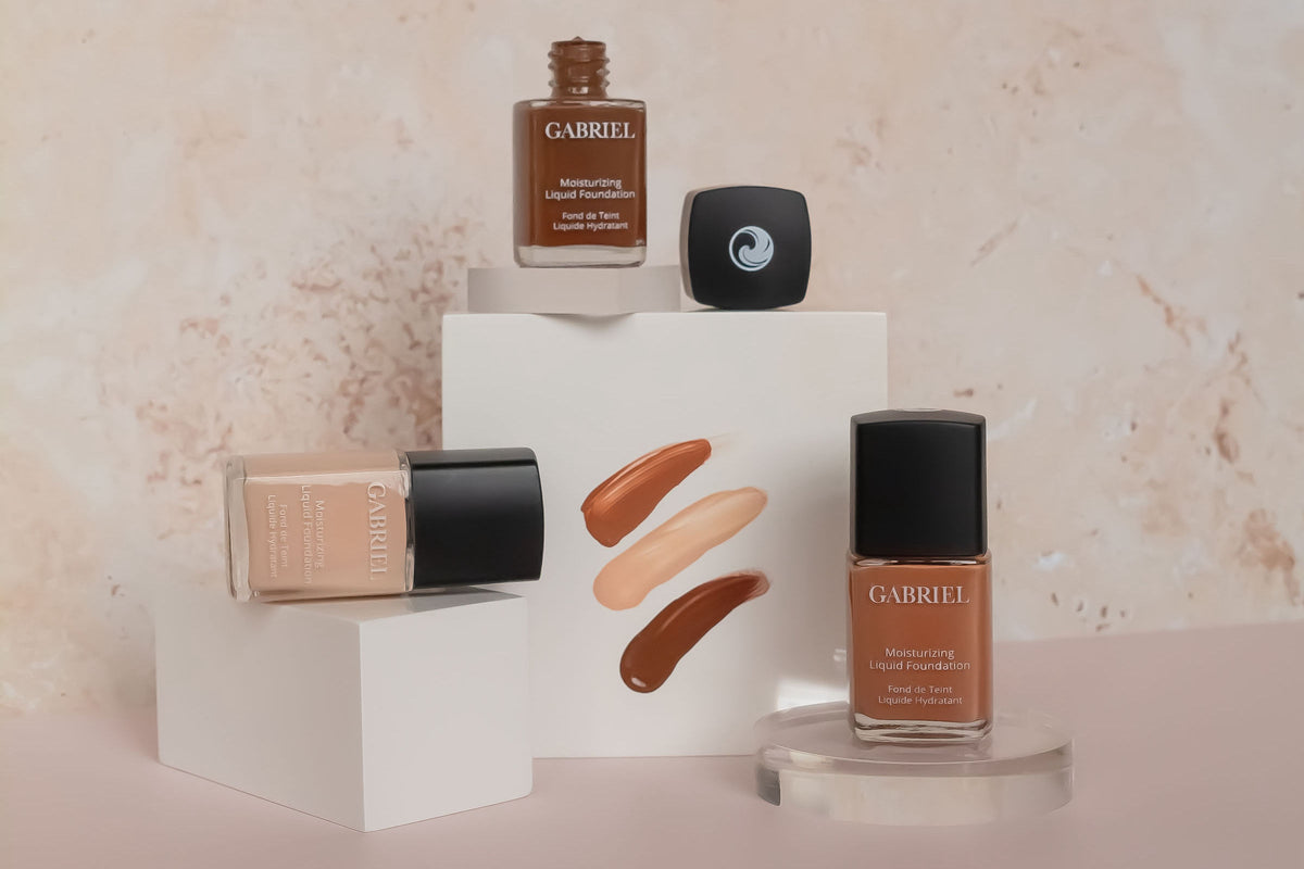 7 Reasons To Love Our Moisturizing Liquid Foundation