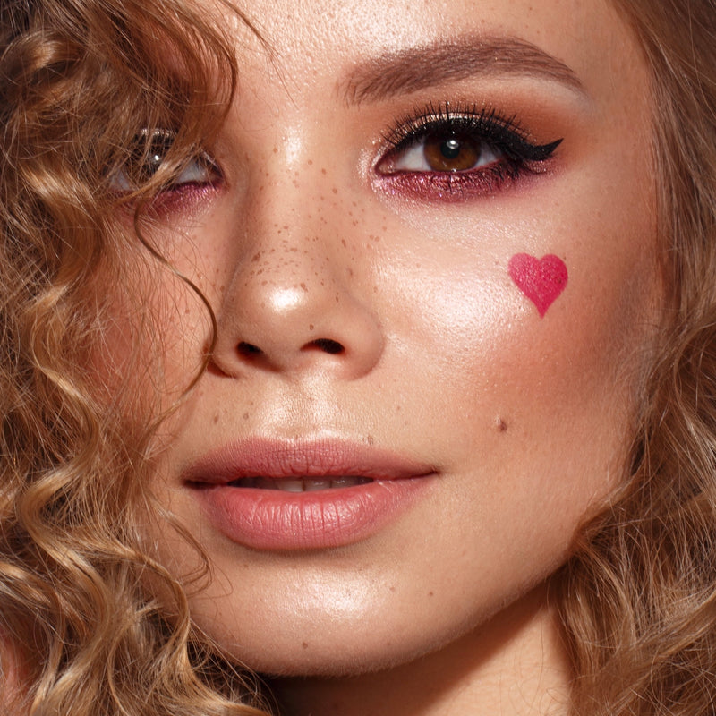 The Easiest Valentine’s Day Makeup Look That Anyone Can Pull Off